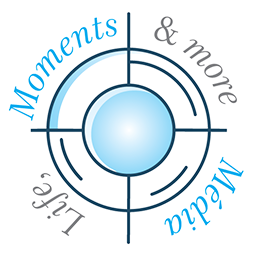 Moments Média embléma